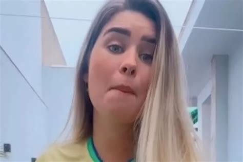 débora peixoto chupando